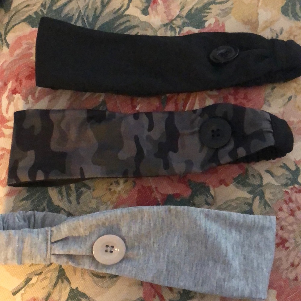 Set of 3 MaskMates headbands Grey Black and Camo